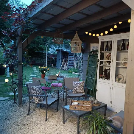 Gite La Comete Chinon Exterior photo