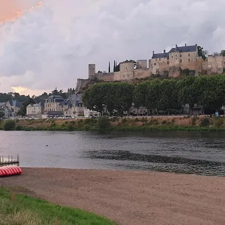 Gite La Comete Chinon Exterior photo